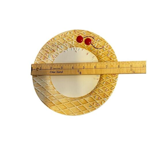 3 Oneida Dessert Plates Ice Cream Cherry Waffle Cone Sprinkles Design 8” - Picture 3 of 3